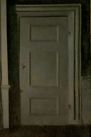 The Mystery of the Yellow Room